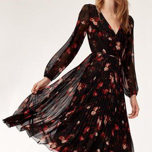 NWOT Aritzia Wilfred Beaune wrap dress, size M